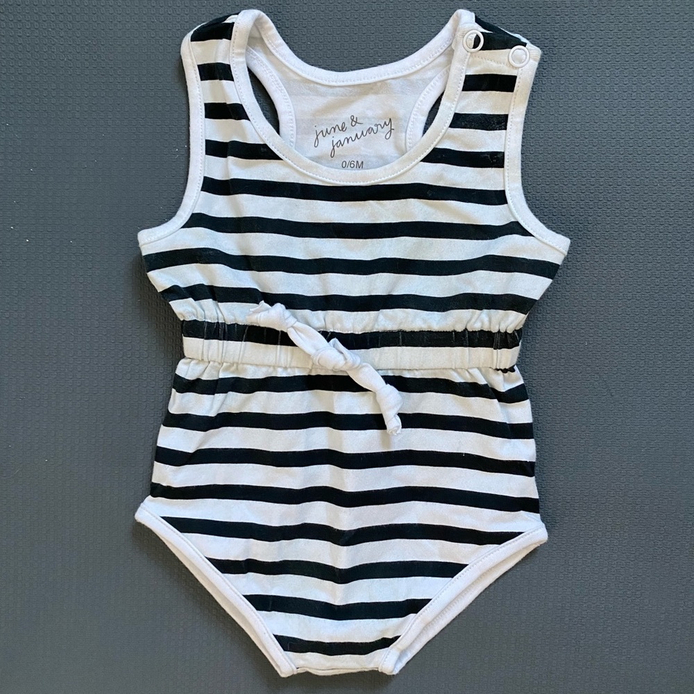 June & January romper (0-6 months)